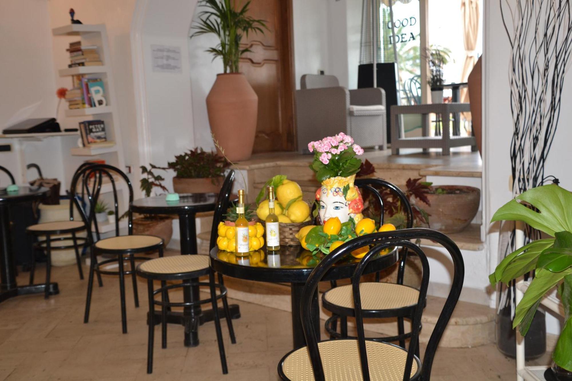 Hotel Ossidiana Stromboli Center Luaran gambar